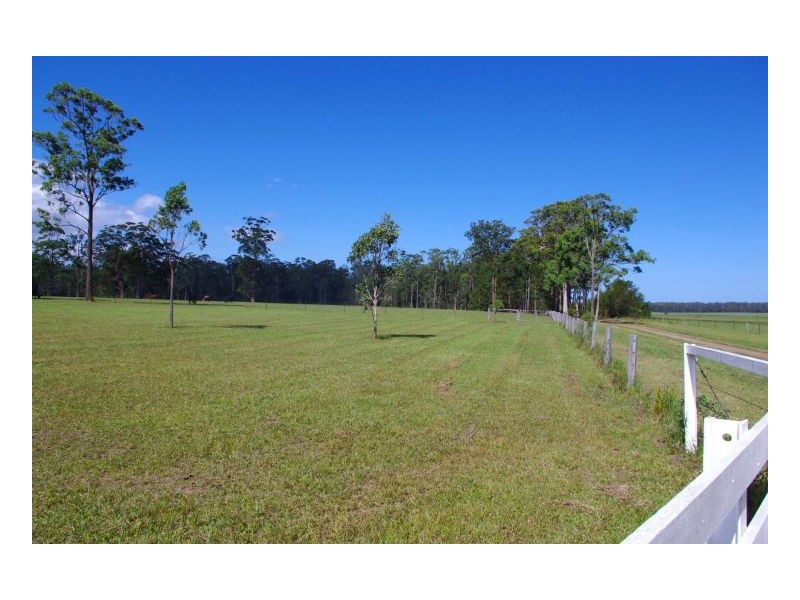 11 Innes Lane, Melinga NSW 2430