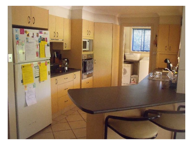 6 Gannett, Old Bar NSW 2430