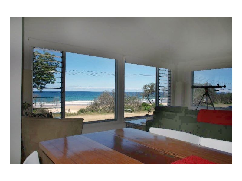 21 Pacific Parade, Old Bar NSW 2430