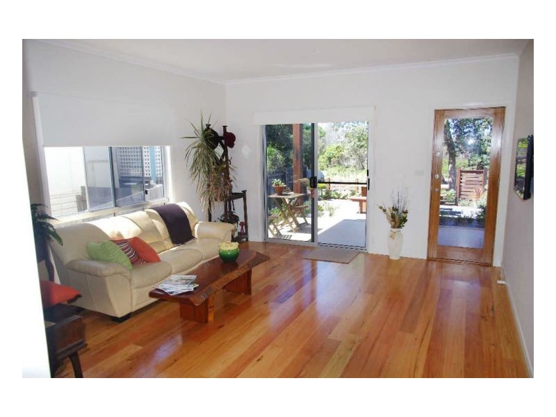 21 Pacific Parade, Old Bar NSW 2430