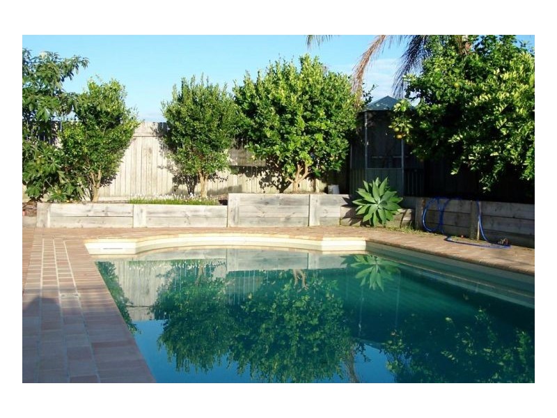 70 Wyden Street, Old Bar NSW 2430