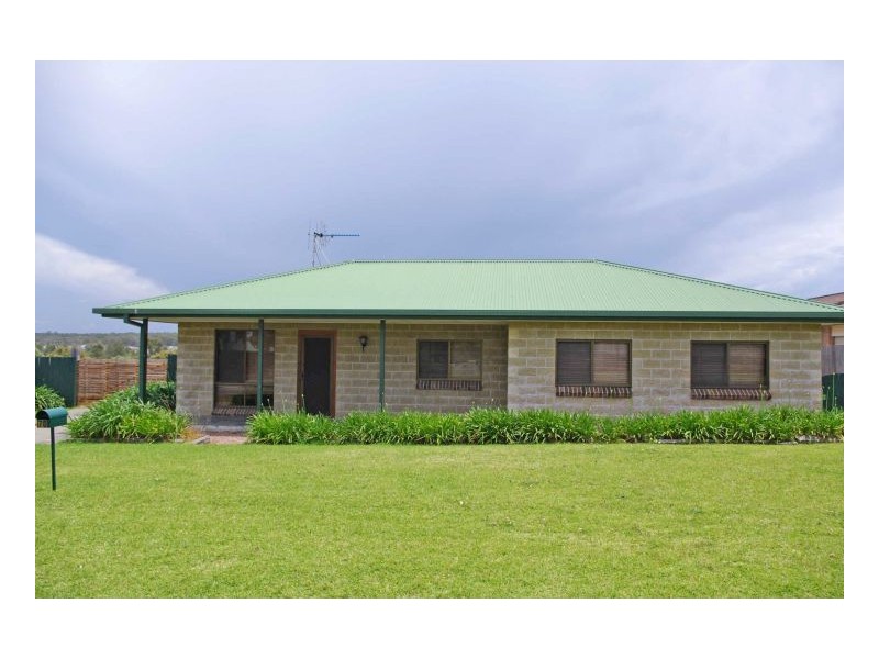 70 Wyden Street, Old Bar NSW 2430