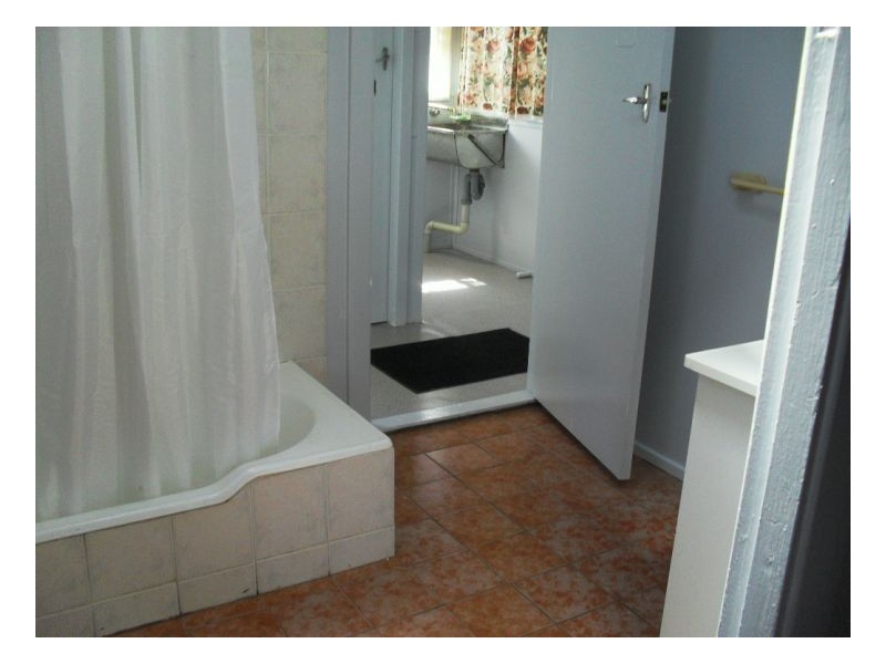 17 Hall, Old Bar NSW 2430