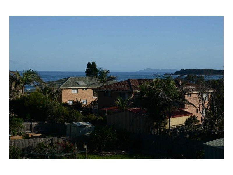 13 Ocean Drive, Wallabi Point NSW 2430