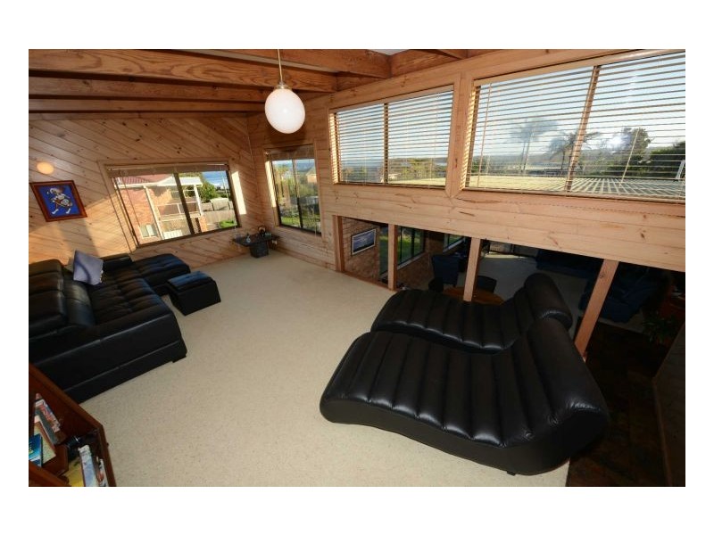 13 Ocean Drive, Wallabi Point NSW 2430