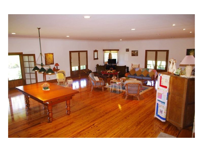 26 Oakflat Close, Old Bar NSW 2430