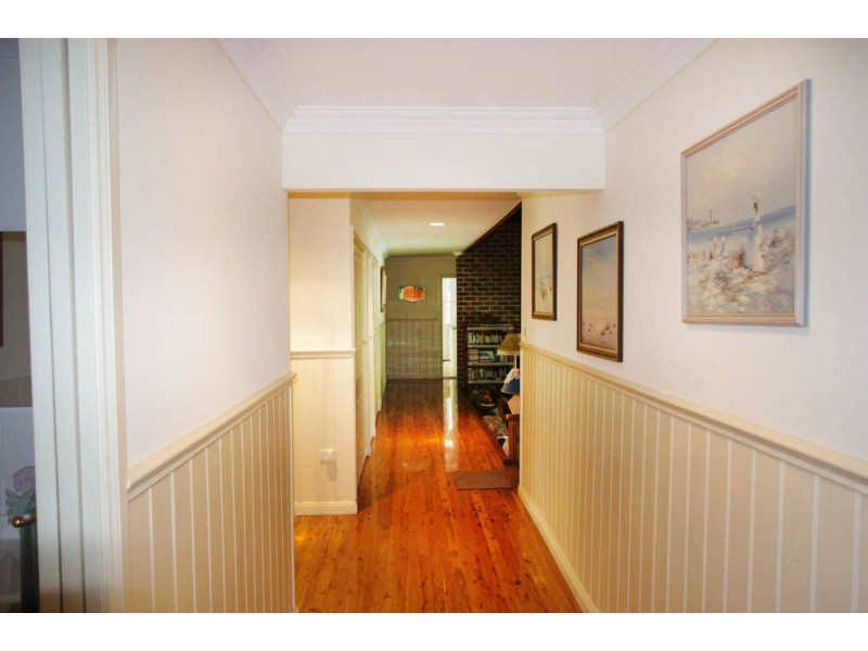 26 Oakflat Close, Old Bar NSW 2430