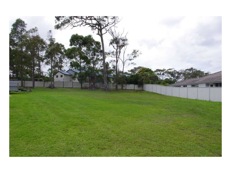 21 Surfsound Avenue, Wallabi Point NSW 2430