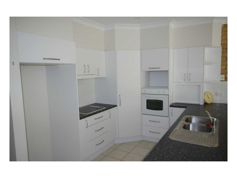 9a Medowie Road, Old Bar NSW 2430