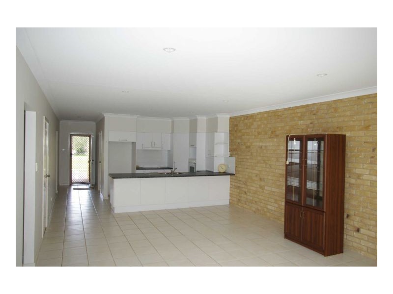 9a Medowie Road, Old Bar NSW 2430