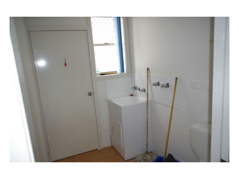 9a Medowie Road, Old Bar NSW 2430