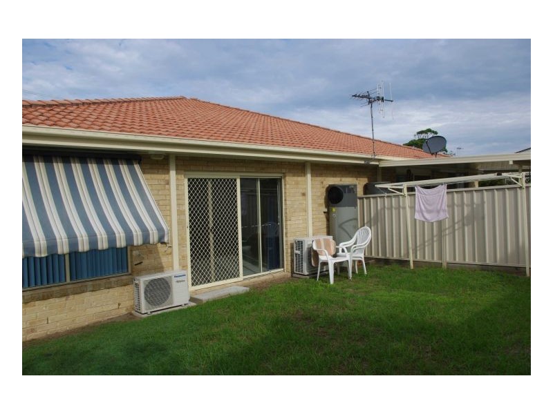 9a Medowie Road, Old Bar NSW 2430