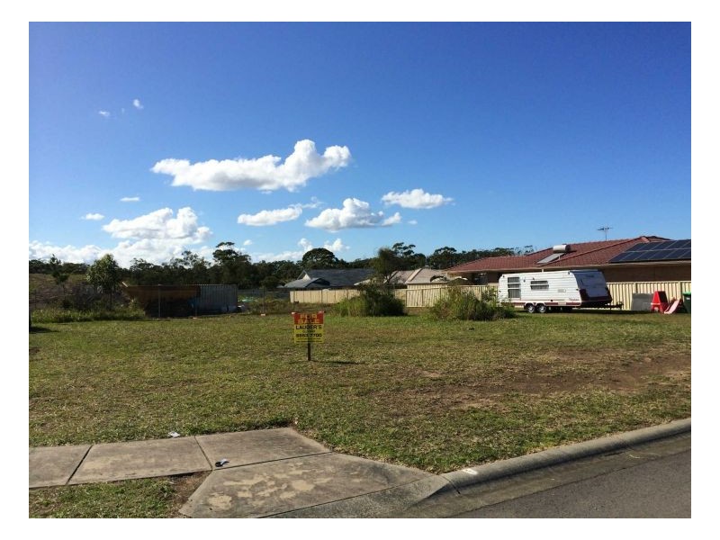 19 Albatross Way, Old Bar NSW 2430