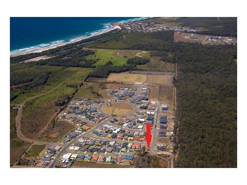 19 Albatross Way, Old Bar NSW 2430