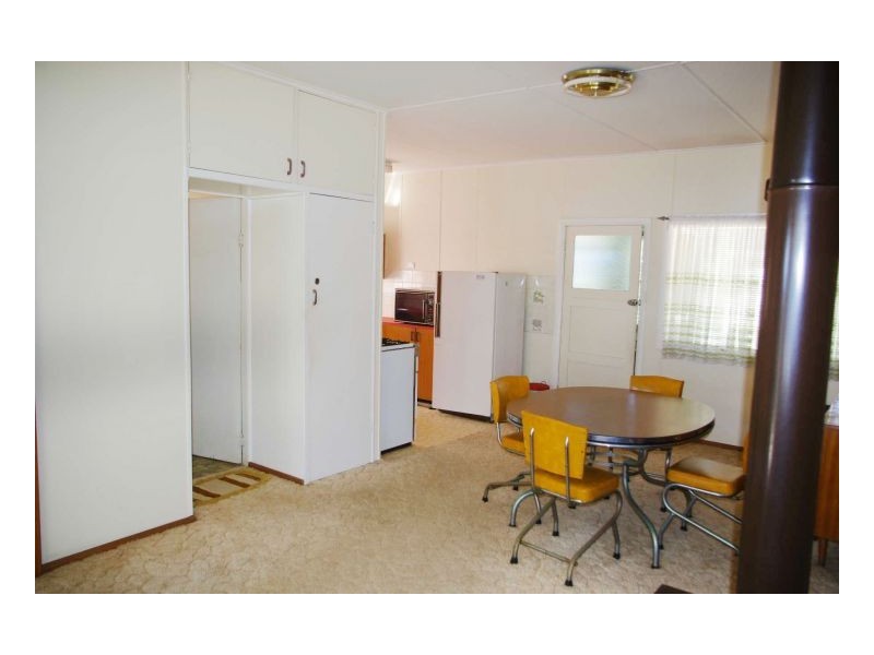 83 Main Street, Manning Point NSW 2430