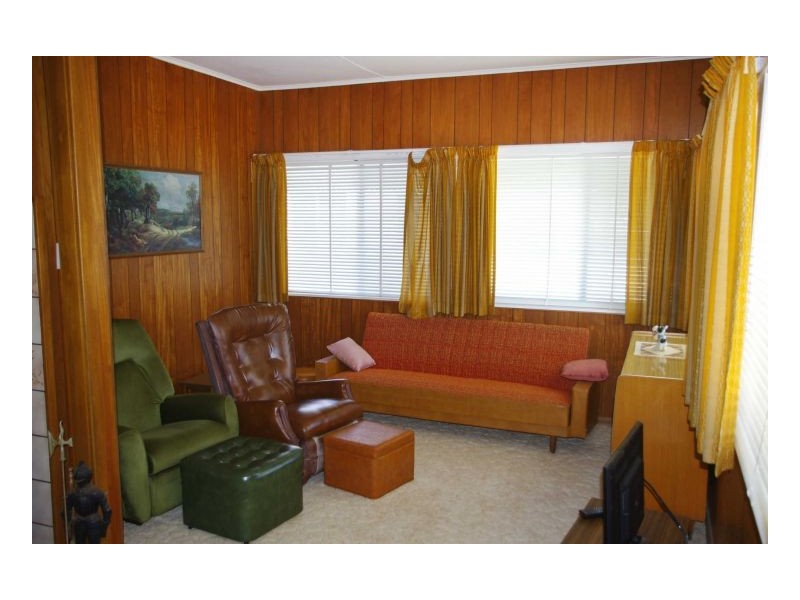 83 Main Street, Manning Point NSW 2430