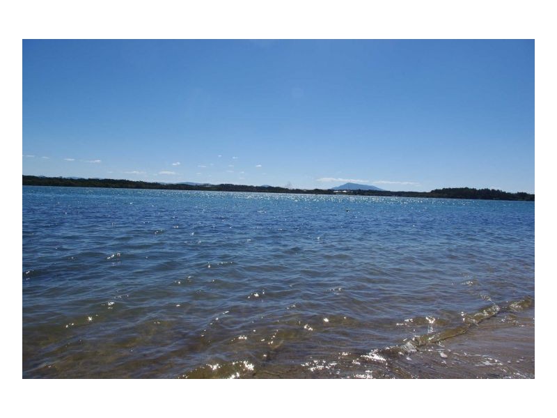 83 Main Street, Manning Point NSW 2430