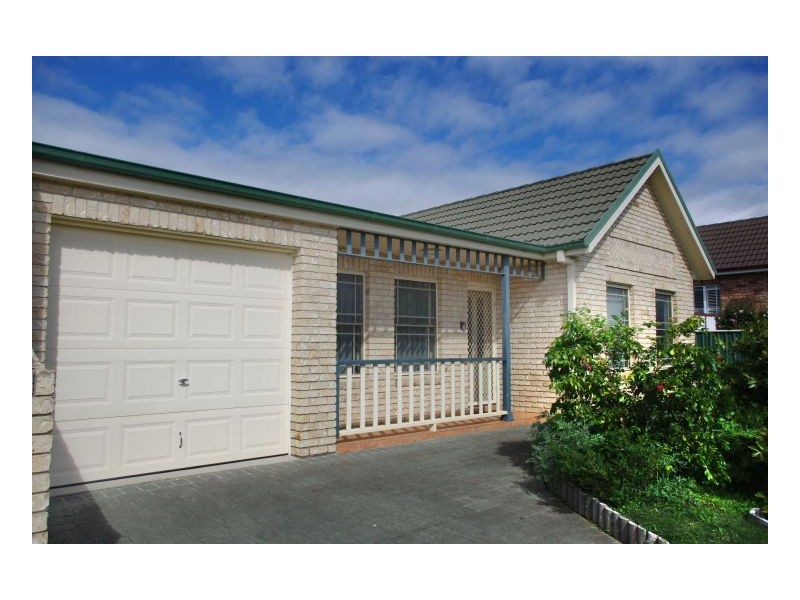 5 Berber Road, Old Bar NSW 2430
