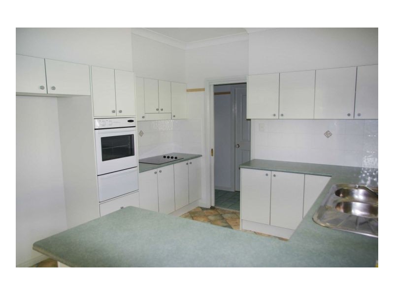 5 Berber Road, Old Bar NSW 2430