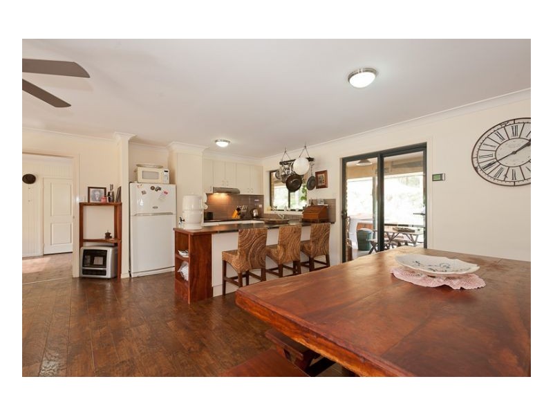 11 Rainforest Drive, Mitchells Island NSW 2430