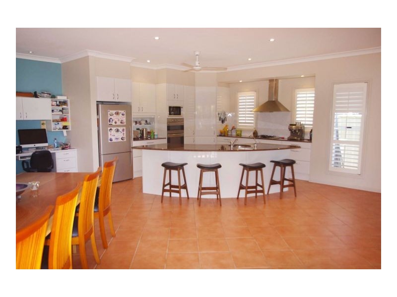 7 Shantull Drive, Wallabi Point NSW 2430