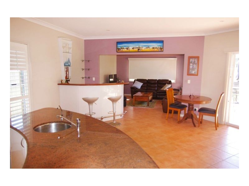 7 Shantull Drive, Wallabi Point NSW 2430