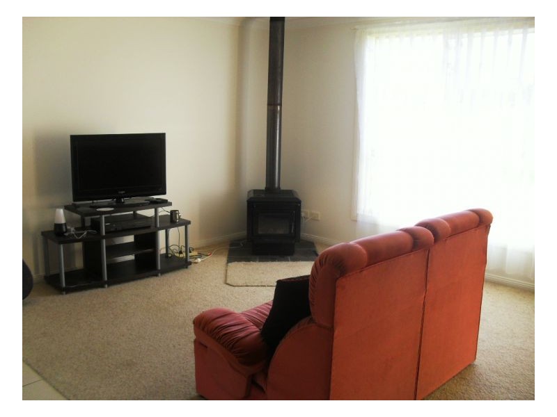 18 Albatross Way, Old Bar NSW 2430