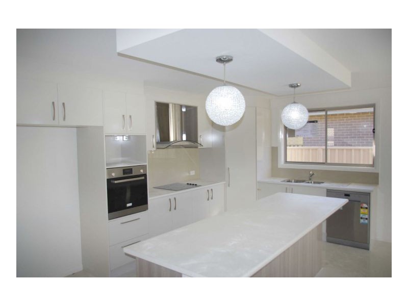 50 Albatross Way, Old Bar NSW 2430