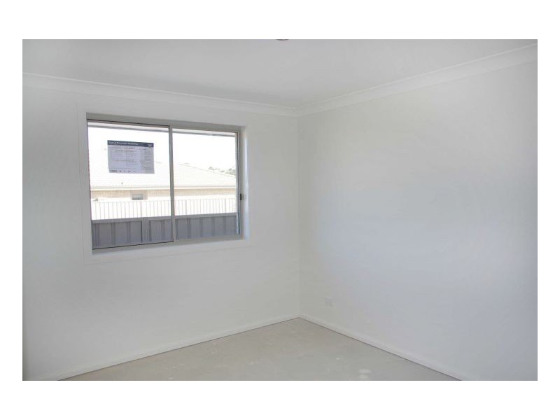 50 Albatross Way, Old Bar NSW 2430