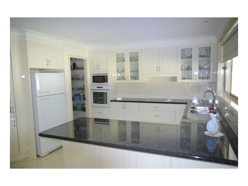 22 Mullalone Place, Pampoolah NSW 2430