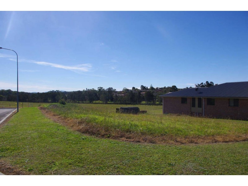 15 Banyula Drive, Old Bar NSW 2430