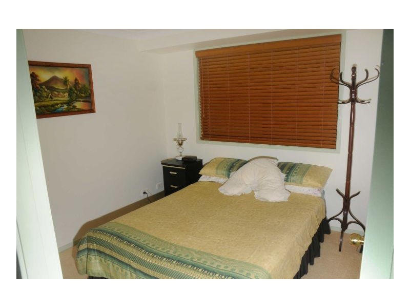 19 Bluehaven Drive, Old Bar NSW 2430
