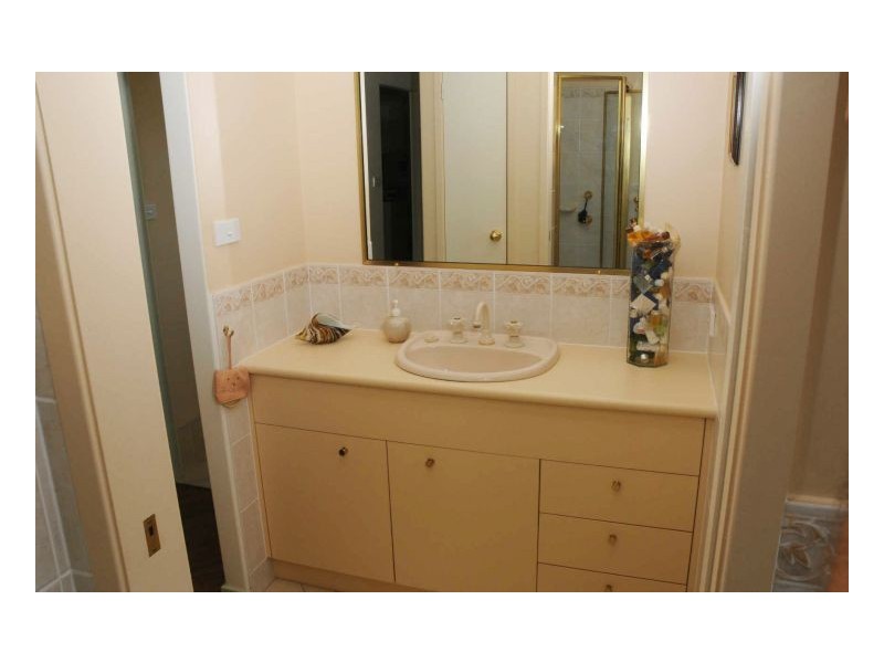 19 Bluehaven Drive, Old Bar NSW 2430