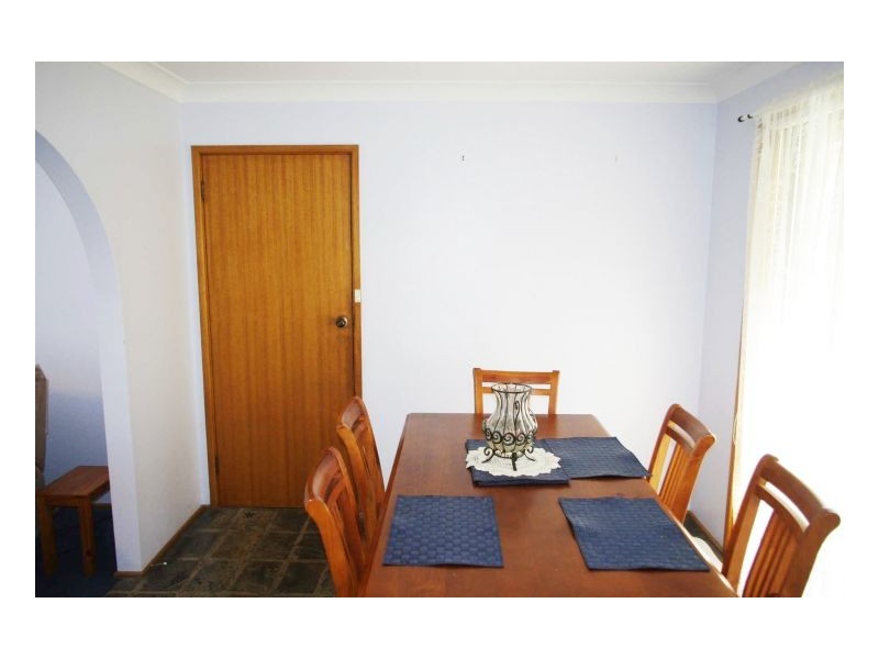 11 Cross Street, Old Bar NSW 2430
