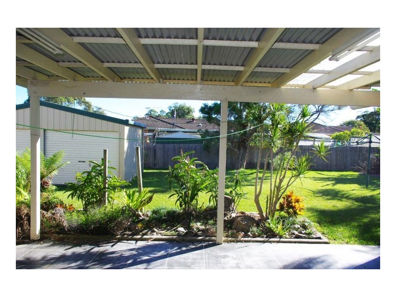 11 Cross Street, Old Bar NSW 2430