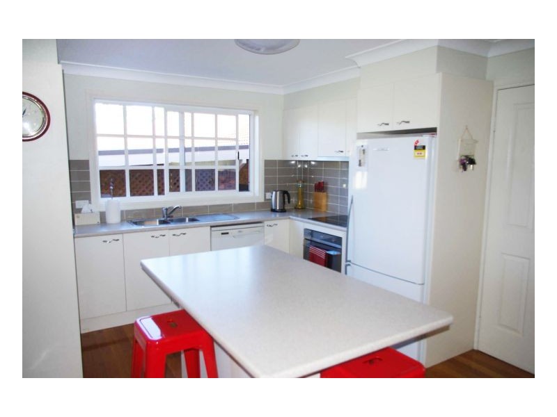 22 Molong Road, Old Bar NSW 2430
