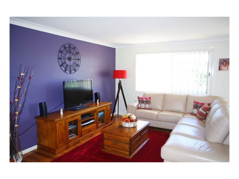 22 Molong Road, Old Bar NSW 2430