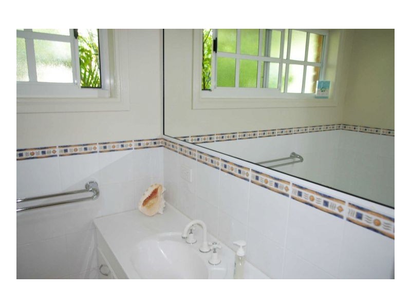 22 Molong Road, Old Bar NSW 2430