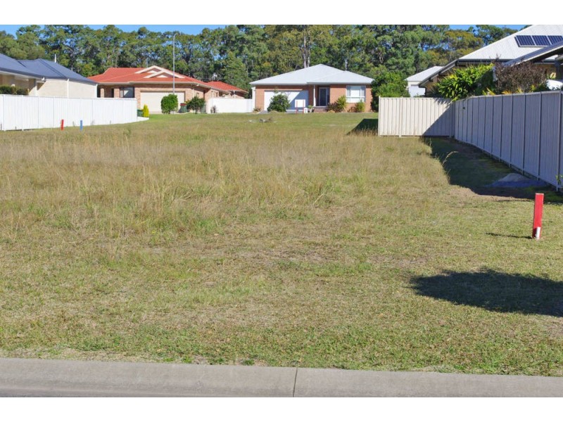 30 Howard Street, Wallabi Point NSW 2430