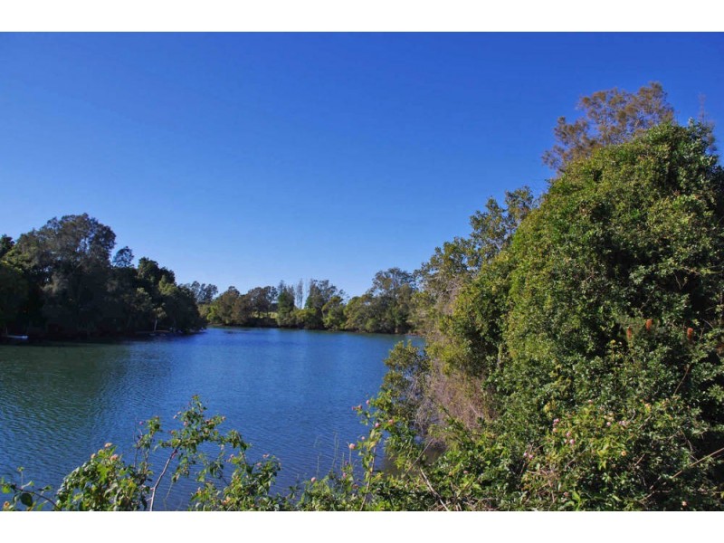 151 Waterman Street, Old Bar NSW 2430