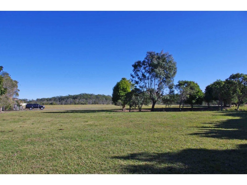 151 Waterman Street, Old Bar NSW 2430