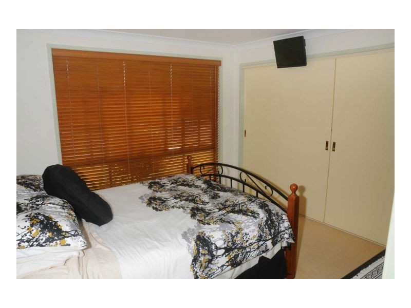 19 Bluehaven Drive, Old Bar NSW 2430
