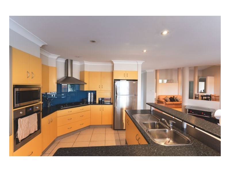 7 Bluehaven Drive, Old Bar NSW 2430