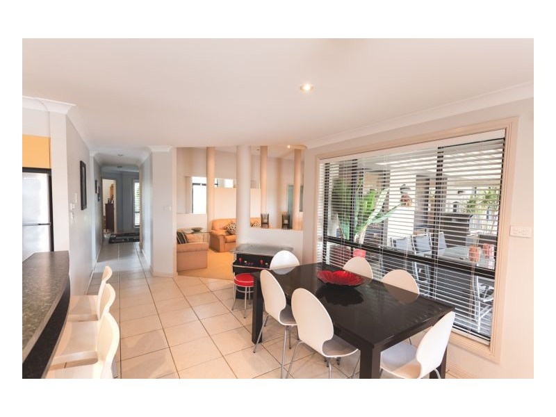 7 Bluehaven Drive, Old Bar NSW 2430