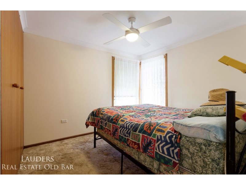 4 Joel Drive, Old Bar NSW 2430