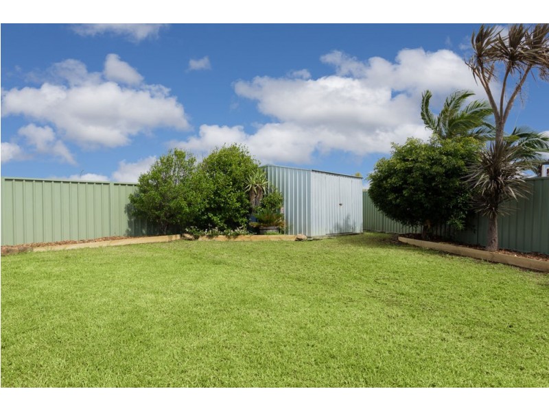 5 Eagle Close, Old Bar NSW 2430
