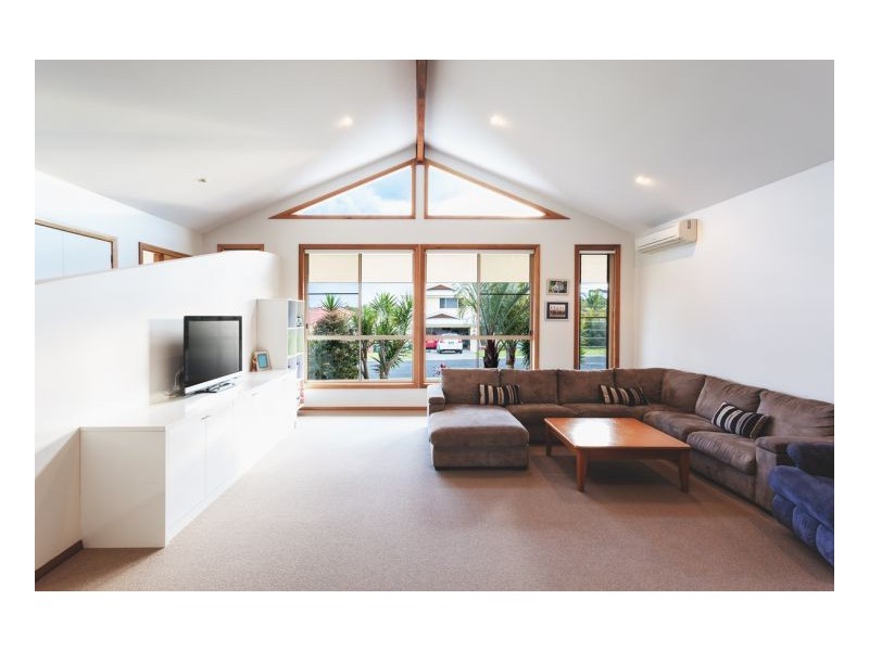 9 Surfsound Avenue, Wallabi Point NSW 2430