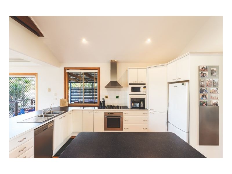 9 Surfsound Avenue, Wallabi Point NSW 2430