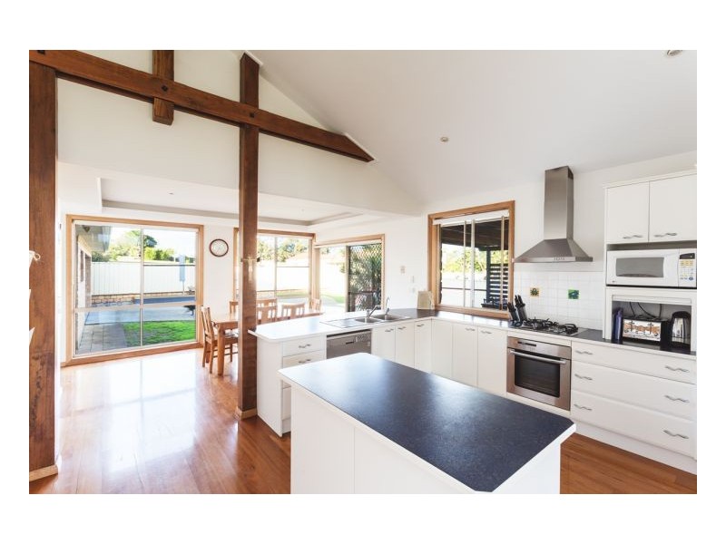 9 Surfsound Avenue, Wallabi Point NSW 2430