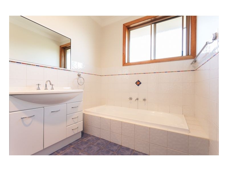 9 Surfsound Avenue, Wallabi Point NSW 2430